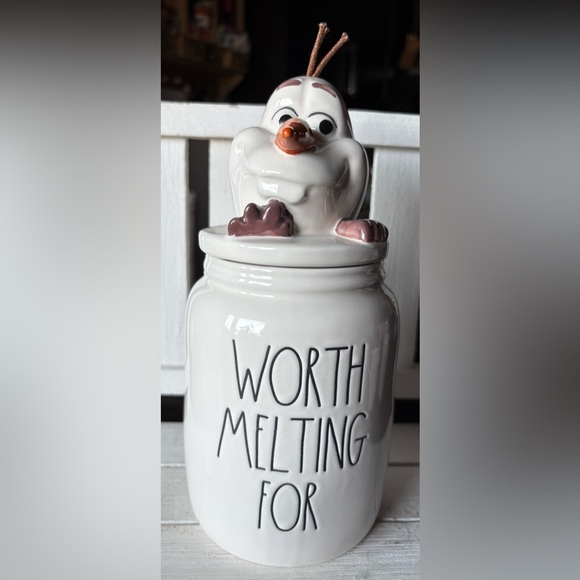 Rae Dunn White Ceramic Olaf Baby Canister - Picture 1 of 3
